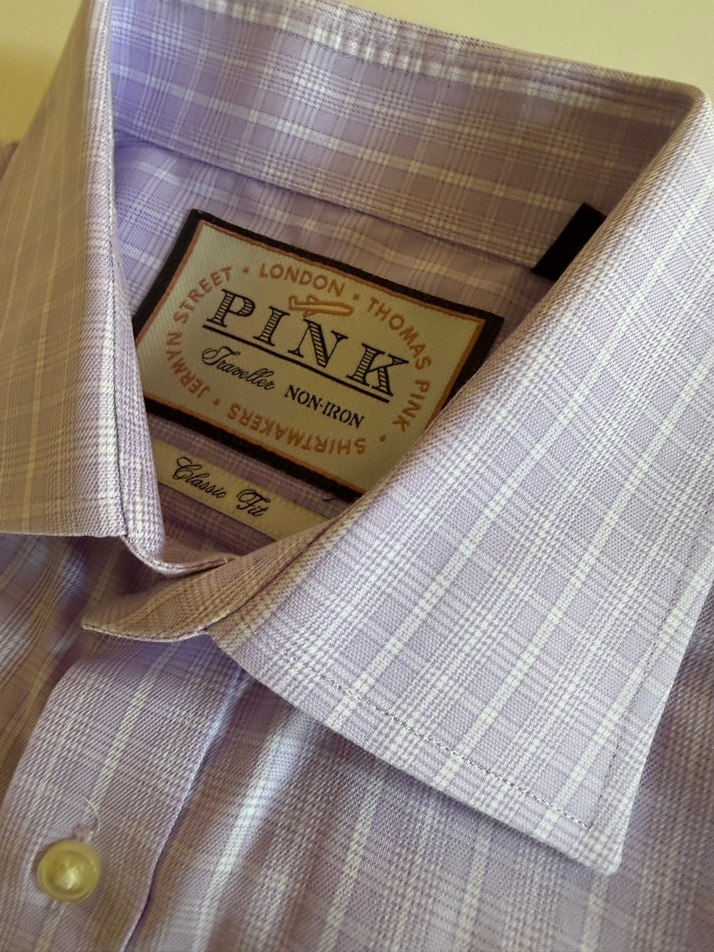 Thomas Pink Men’s Traveller Non-Iron Dress Shirt – Size 15½ / 34 – Lavender